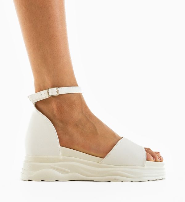 Mei Сандали Pernik Бели