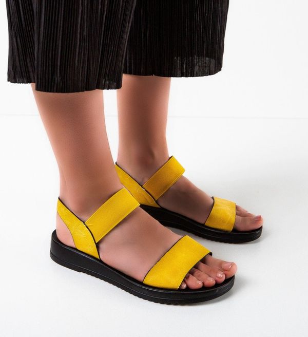 Hebe Сандали Polta Жълти