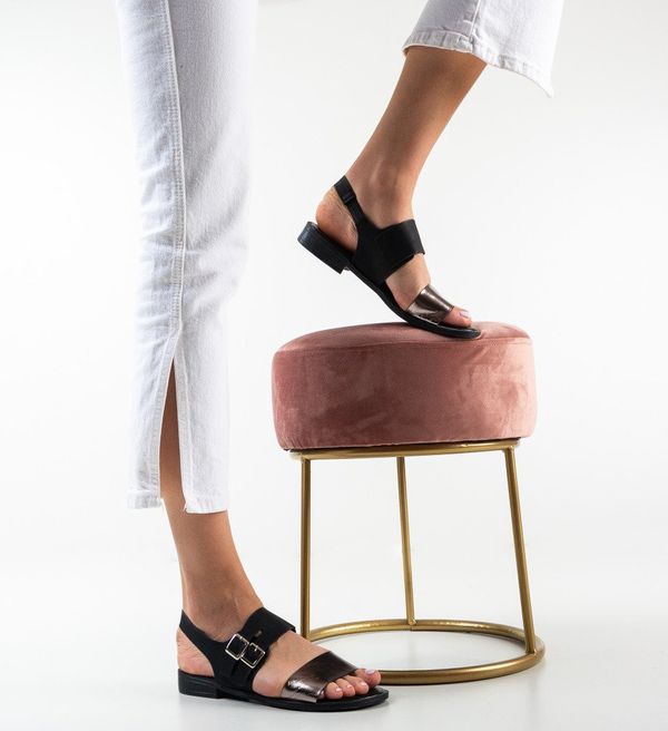 Ali Сандали Portillo Черни