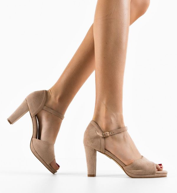 Botinelli Сандали Prise Бежов