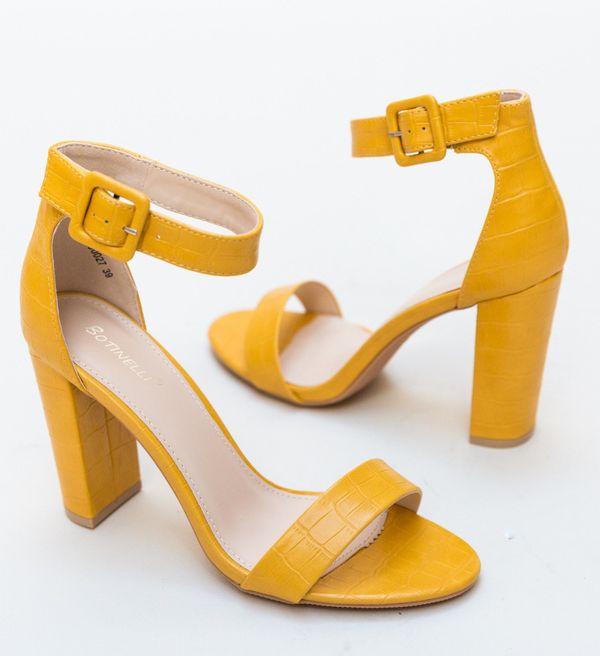 Botinelli Сандали Rowan Жълти