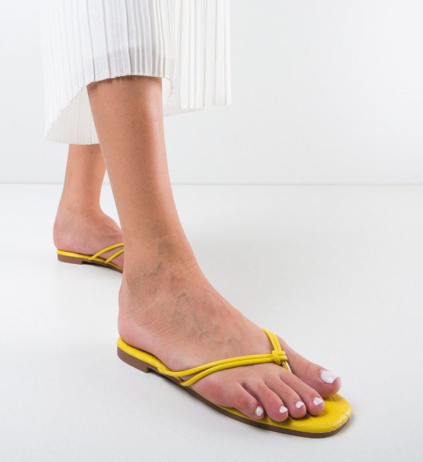 Ali Сандали Sauqo Жълти