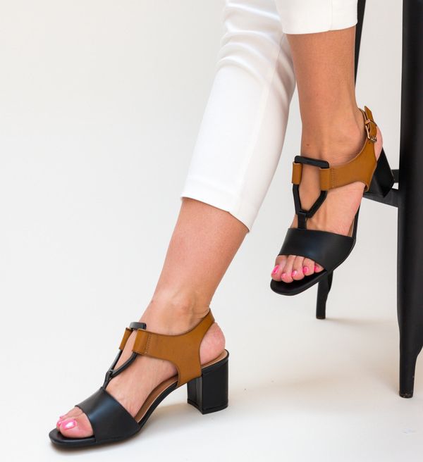 Lulux Сандали Scrund Черни