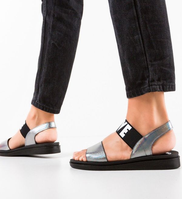 Udobni Сандали Seby Сив