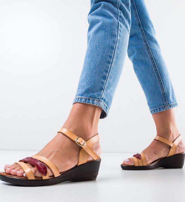 Lulux Сандали Speranta Бежов