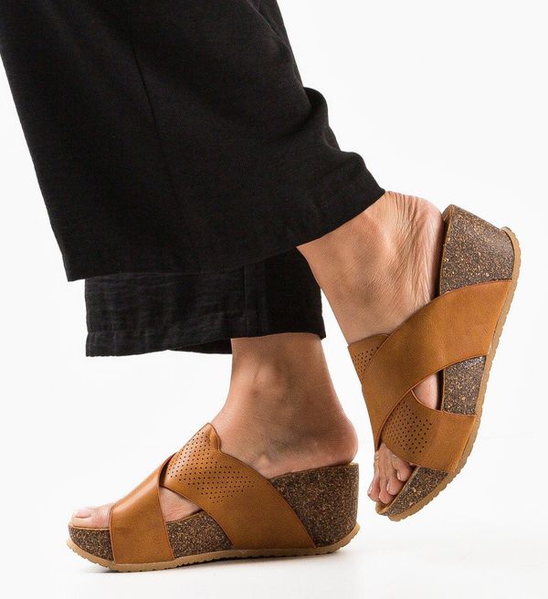 Botinelli Сандали Steffan Камел