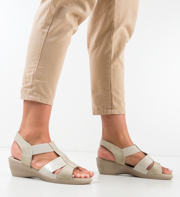 Ali Сандали Teagan Бежов