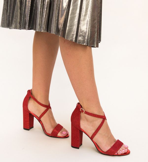 Ali Сандали Tobi Червени