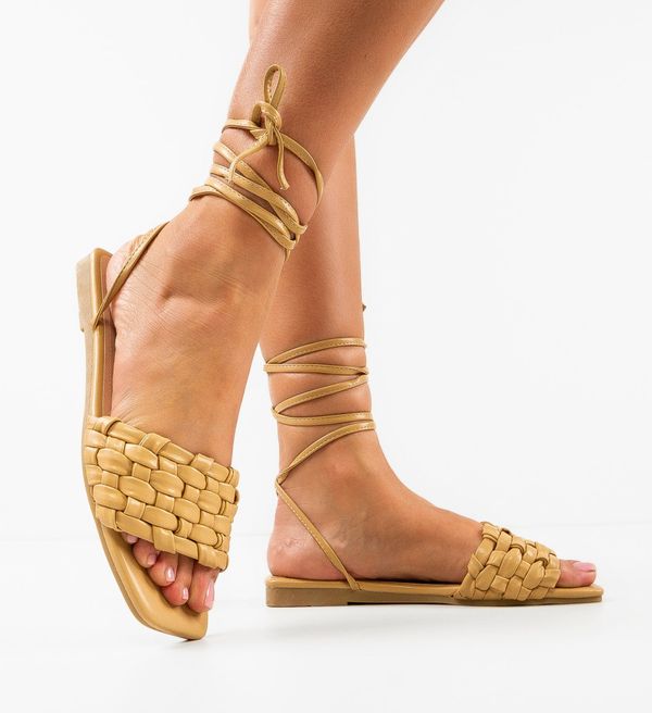 Ali Сандали Tod Бежов