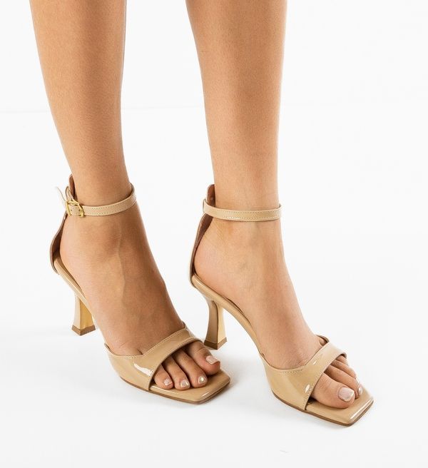 Wow Shoes Сандали Vergara Бежов