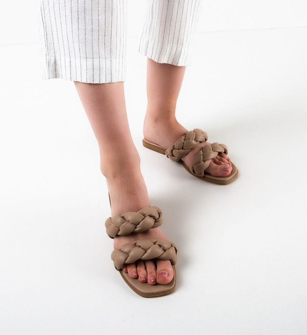 Angel Blue Сандали Willis Бежов