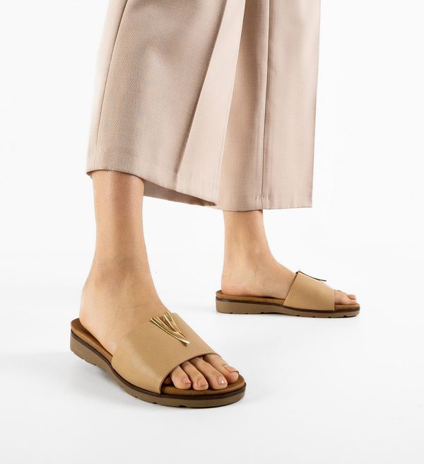 Botinelli Сандали Yaffe Бежов