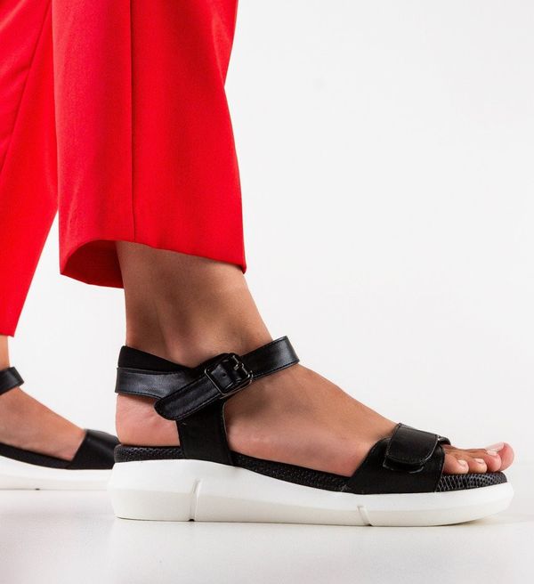 Angel Blue Сандали Yreu Черни