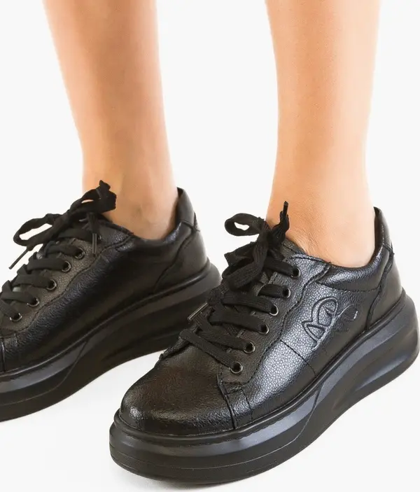 Angel Blue Спортни Abbe Черни