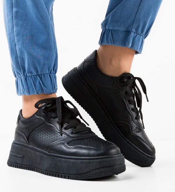 Maria Спортни Adil Черни