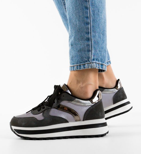 Ali Спортни Agnes Сив