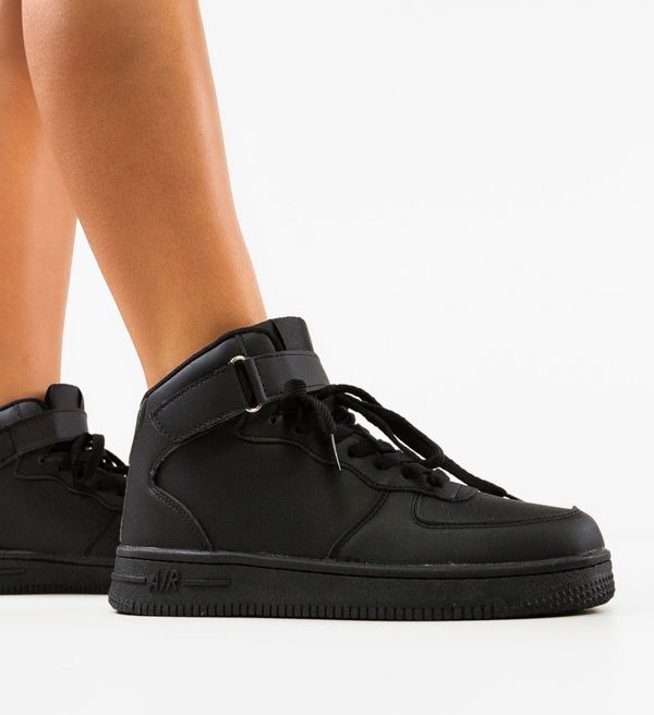 Zoha Спортни Airo Черни