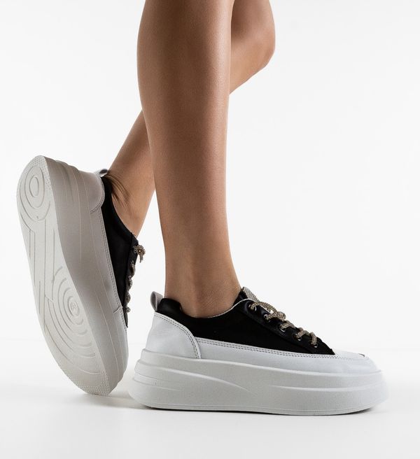 Maria Спортни Alexandros Черни