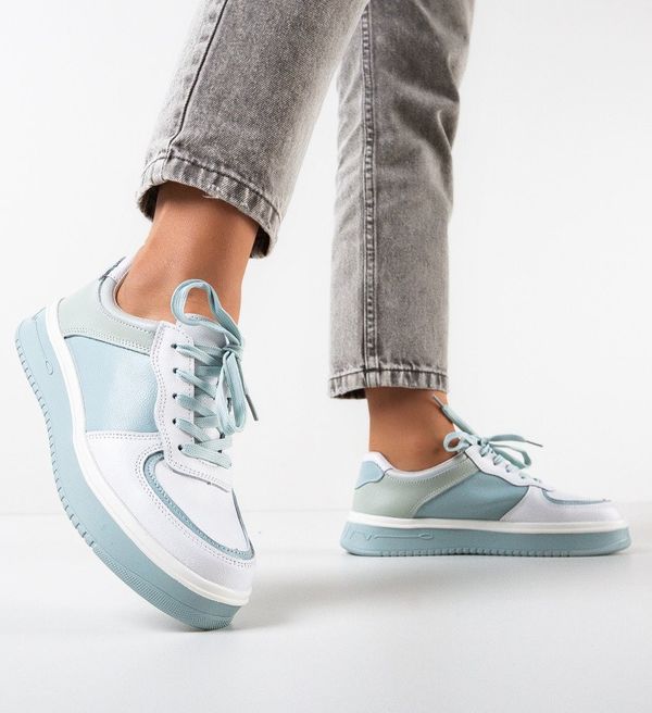 Angel Blue Спортни Aliya Сини