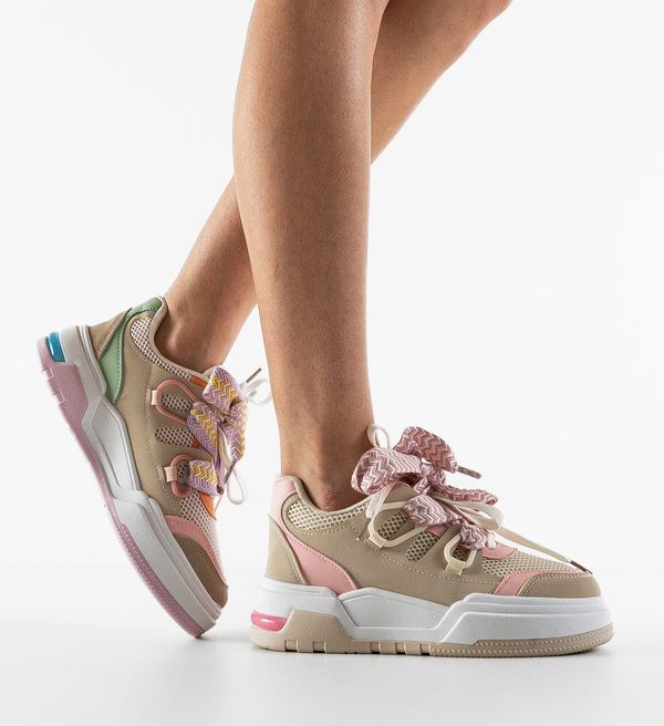 Cristina Спортни Allier Цветен