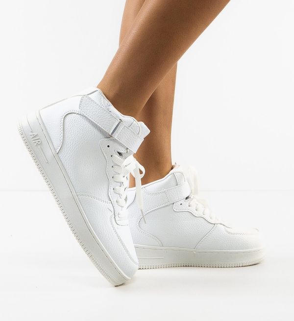 Zoha Спортни Aptispe Бели