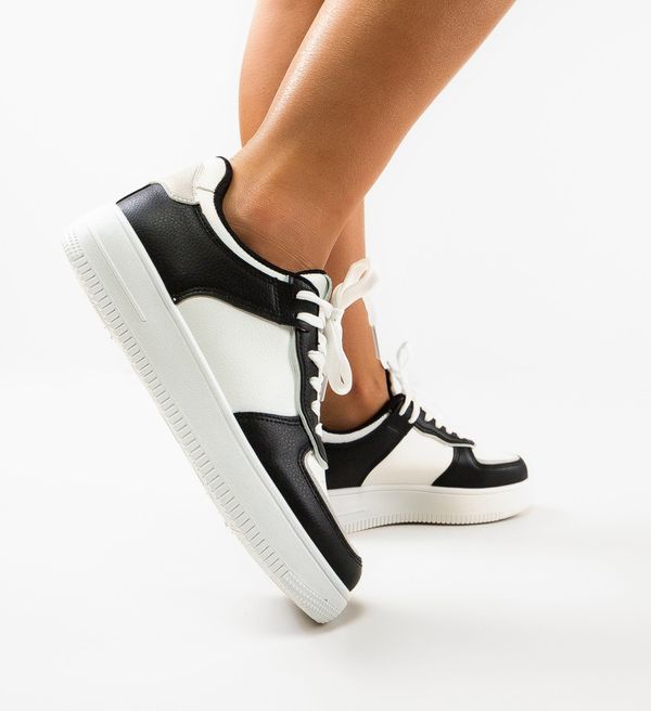 Ali Спортни Arcelia Бели