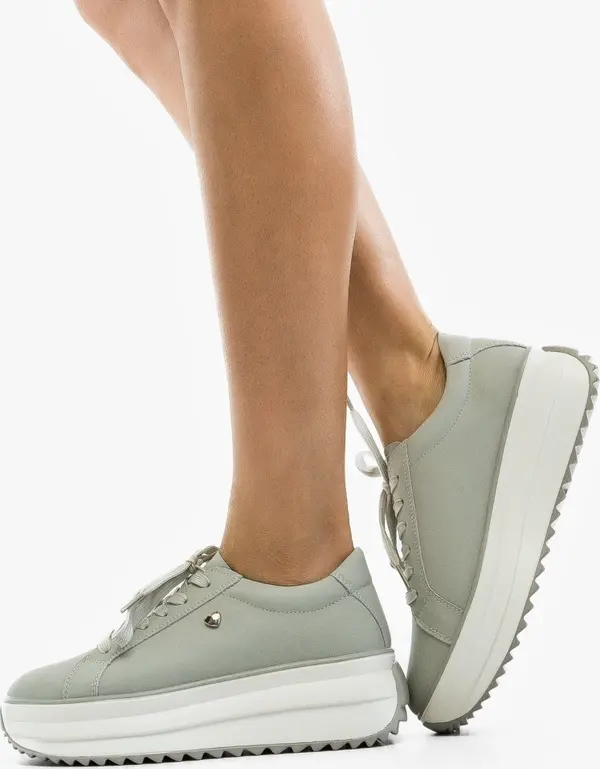 Angel Blue Спортни Arioami Сив