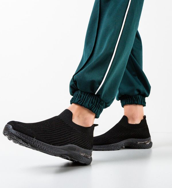 Mei Спортни Arun Черни