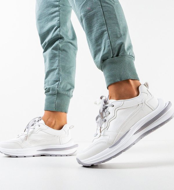 Ali Спортни Ayrton Бели