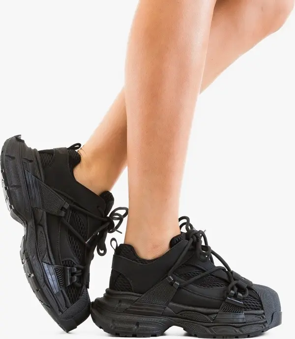 Carolie Спортни Bango Черни