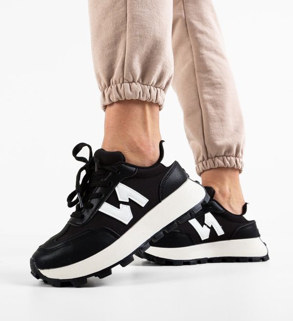 Maria Спортни Blezya Черни