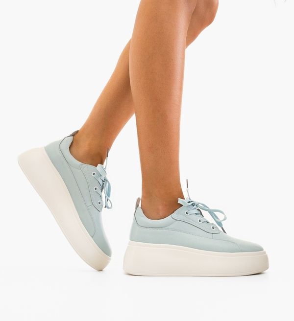 Angel Blue Спортни Boyce Сини