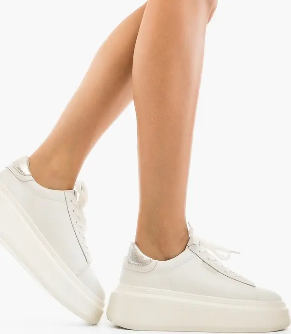 Angel Blue Спортни Byva Бели