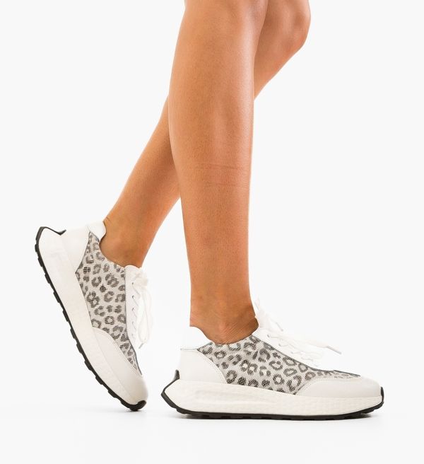 Angel Blue Спортни Campos Бели