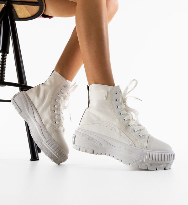 Cristina Спортни Chun Бели