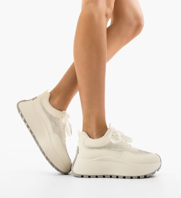 Maria Спортни Comy Бели