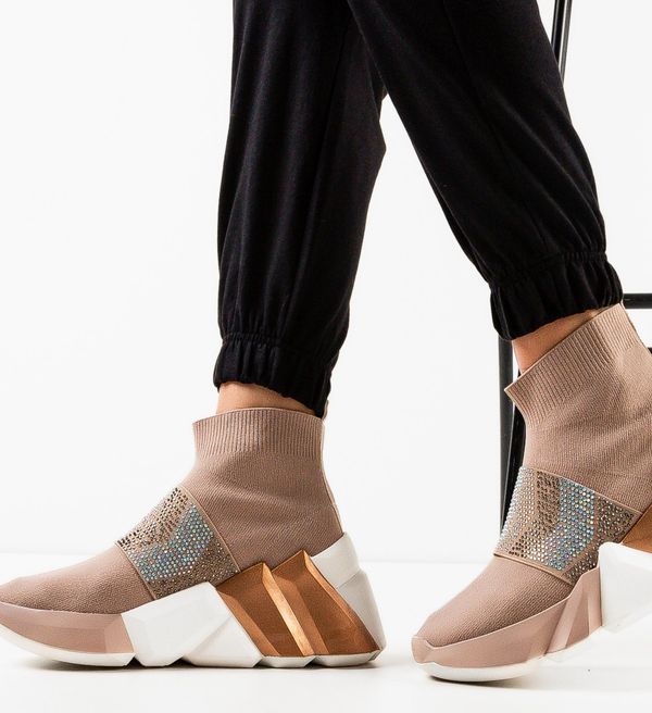 Samy Спортни Cristobal Бежов