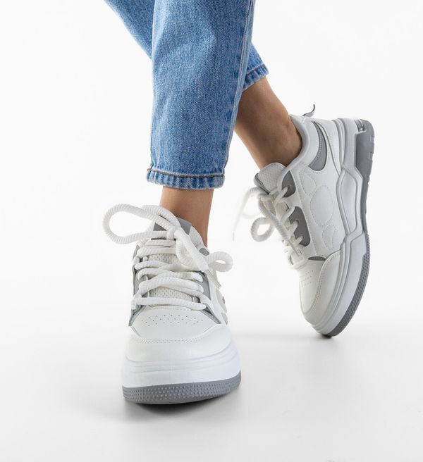 Carolie Спортни Culota Бели