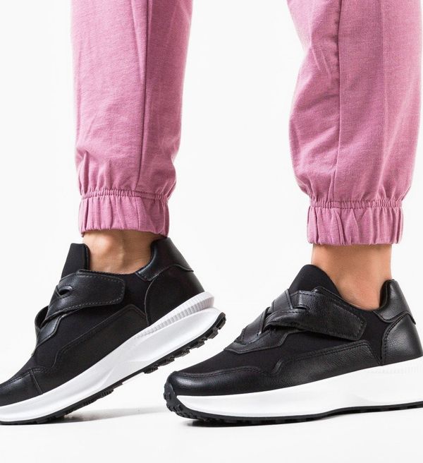 Mei Спортни Dalbuka Черни