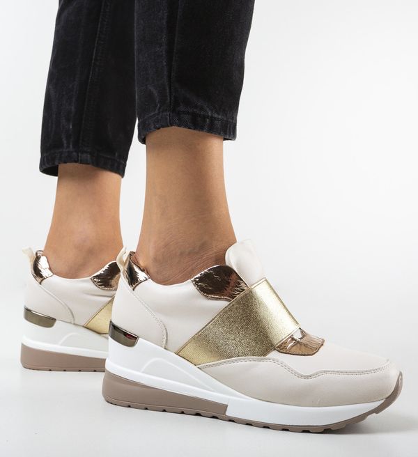 Lulux Спортни Danezu Бежов