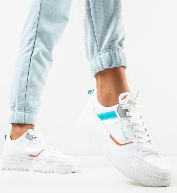 Tony Спортни Dijon Бели