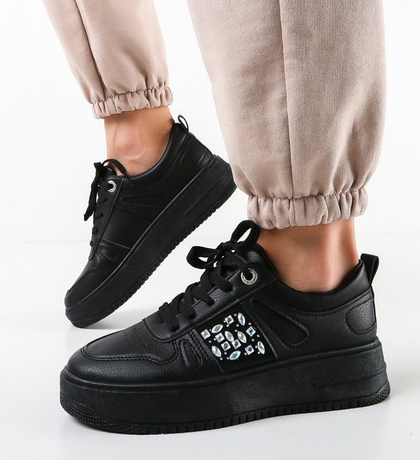 Maria Спортни Dorian Черни