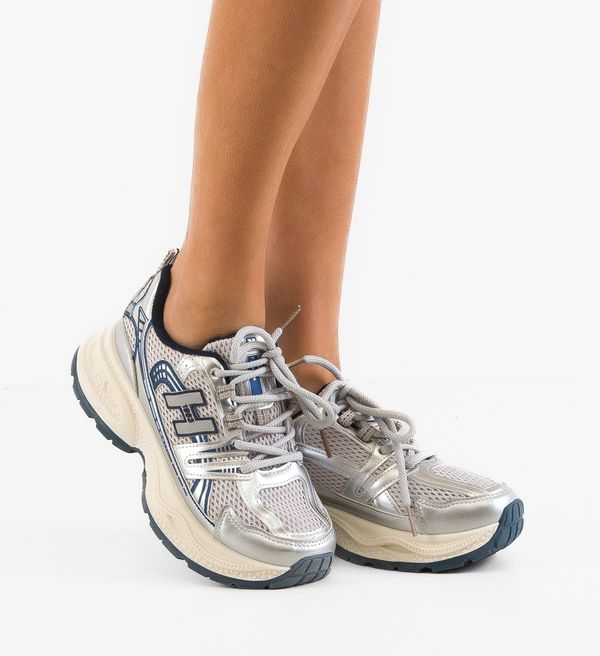 Maria Спортни Dotson Многоцветни