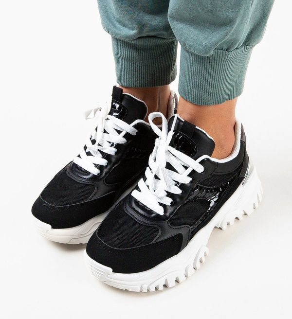 Kavia Спортни Eremaz Черни