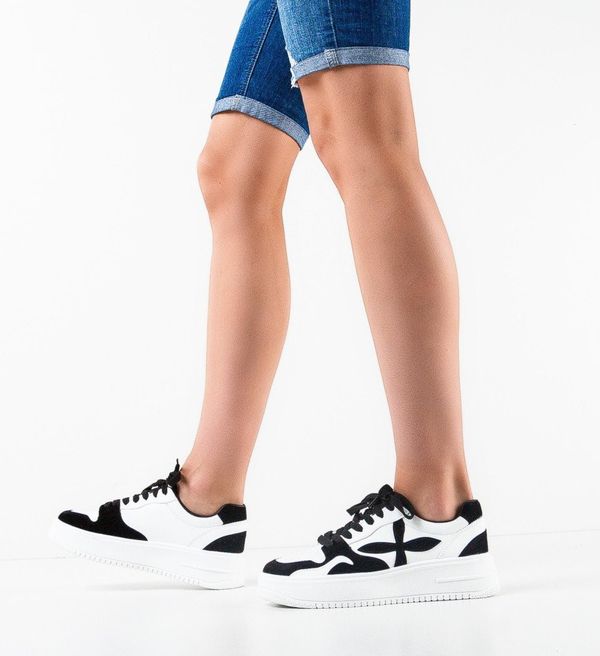 Udobni Спортни Fasak Бели