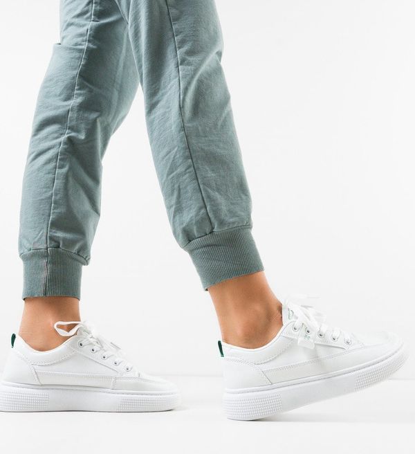 Tony Спортни Fino Бели