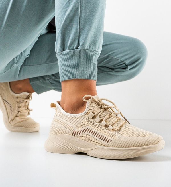 Udobni Спортни Gestin Бежов