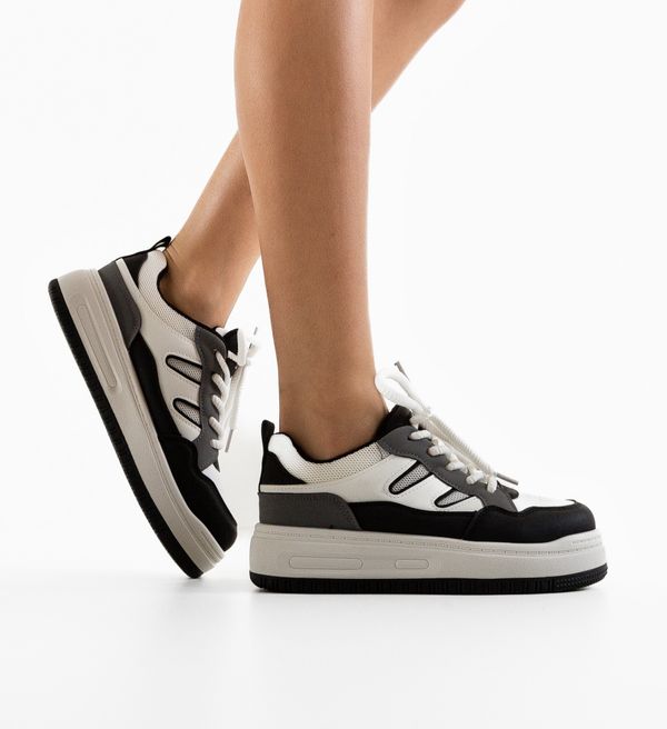 Maria Спортни Goffe Черни