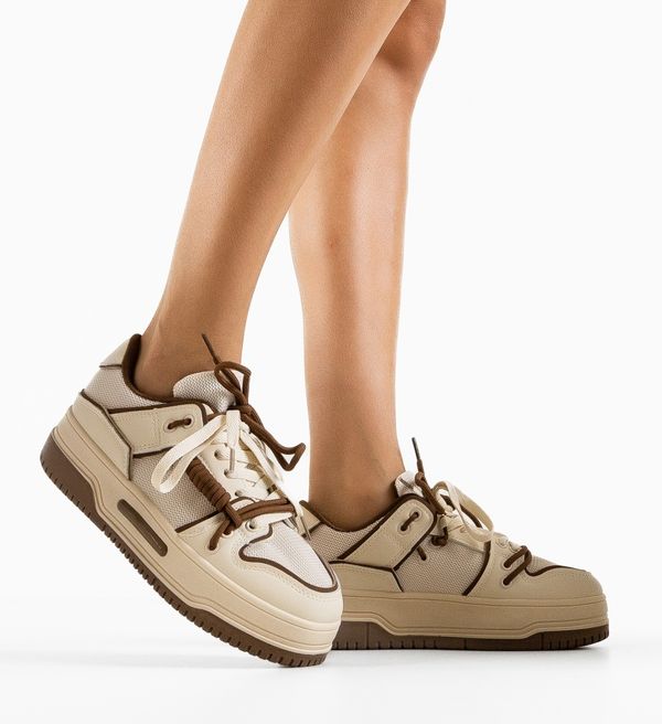 Ali Спортни Hammur Бежов