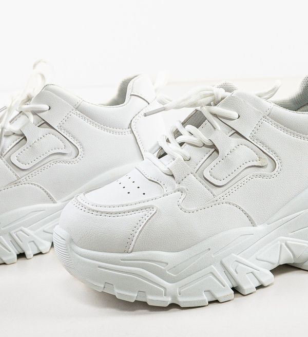 Zoha Спортни Harre Бели